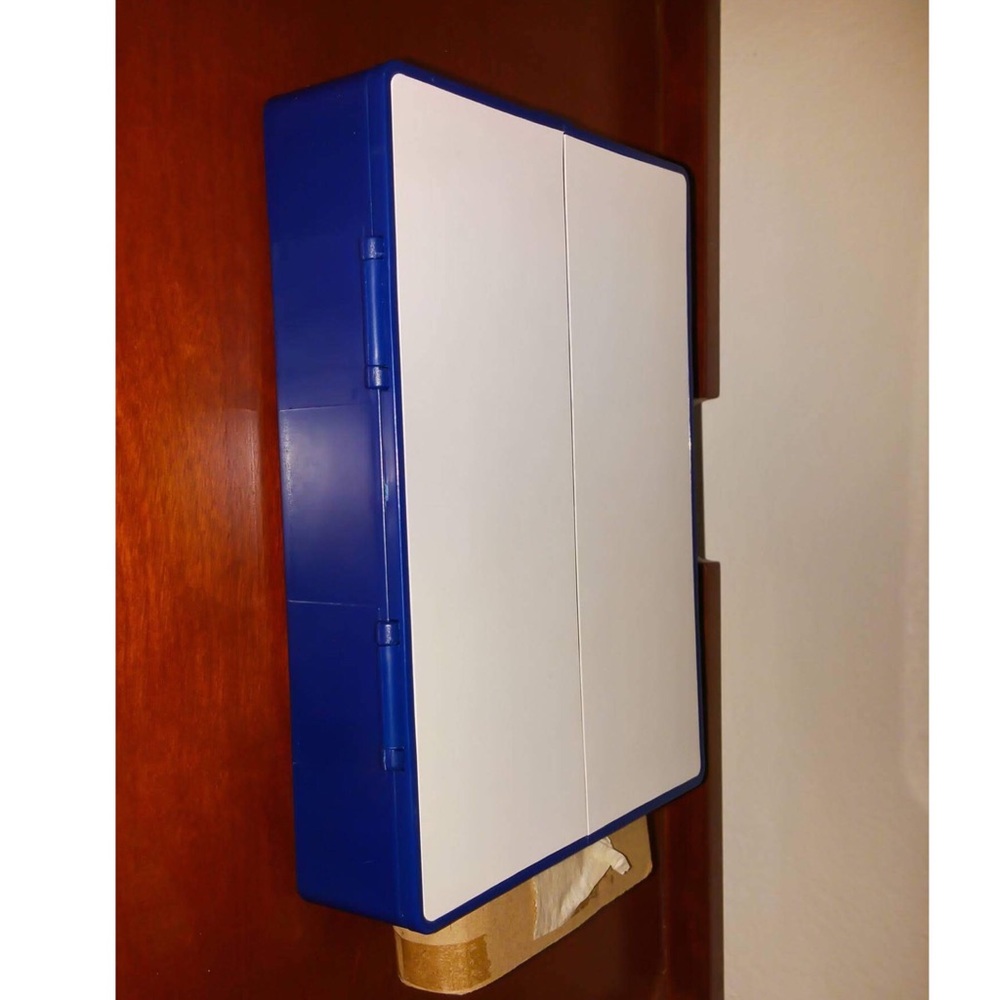 Magnetic 3 Way Lighted Vanity Locker Makeup Mirror - Picture 4 of 7